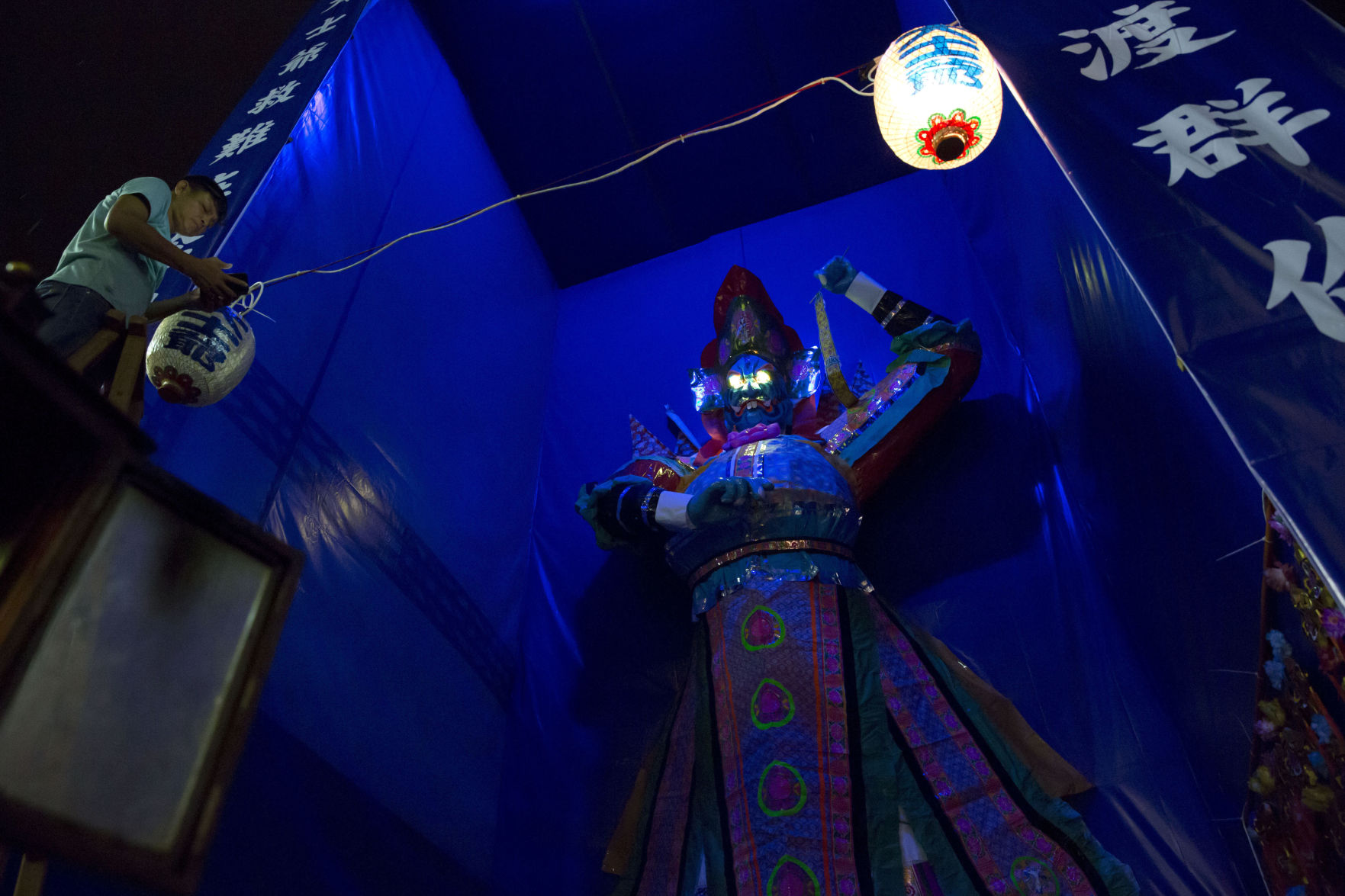 Hong Kong Hungry Ghost Festival Photo Gallery